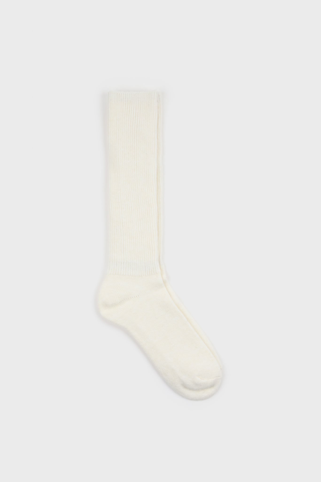 White thin ribbed long cashmere blend socks_1