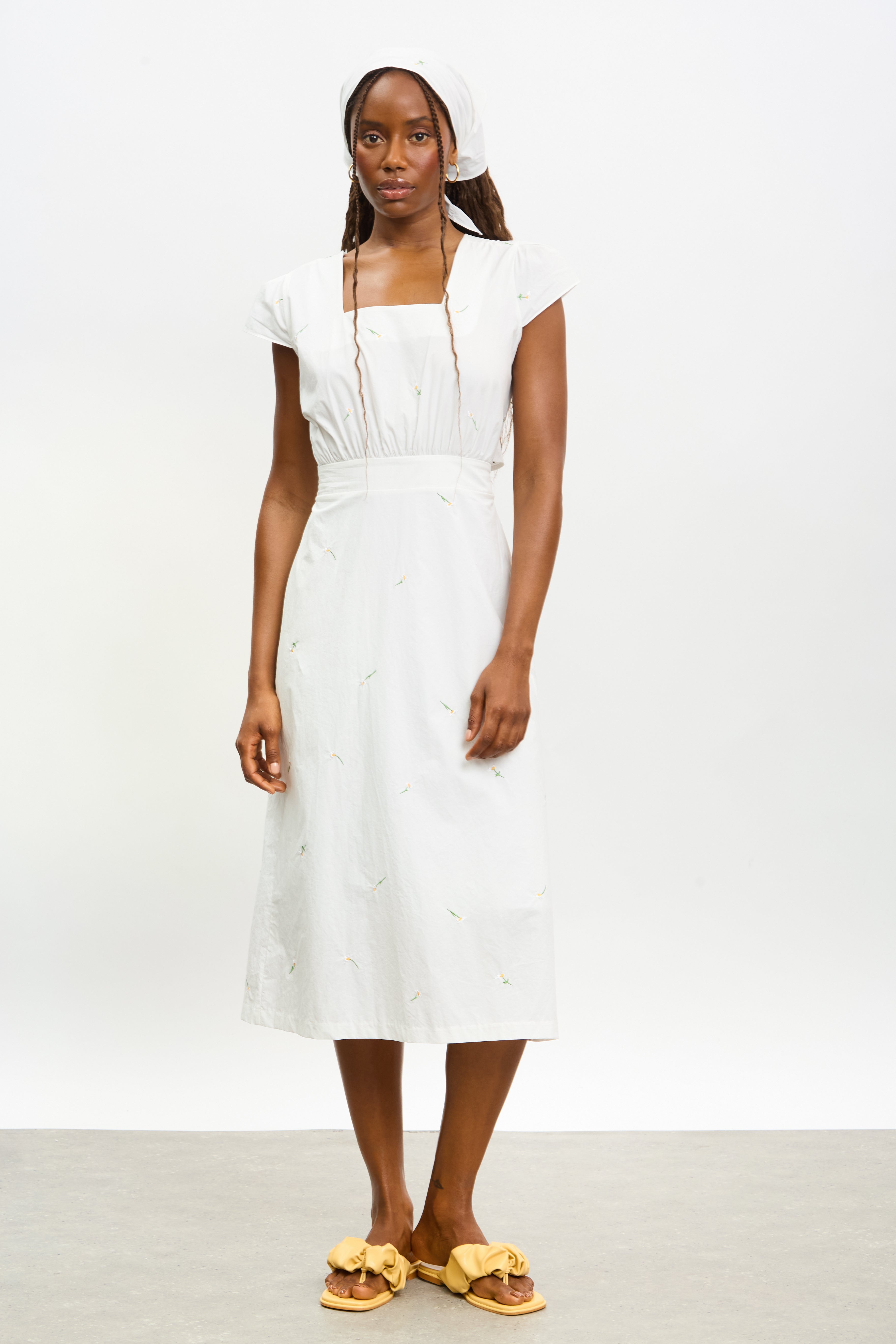 White tiny embroidered flower dress_1