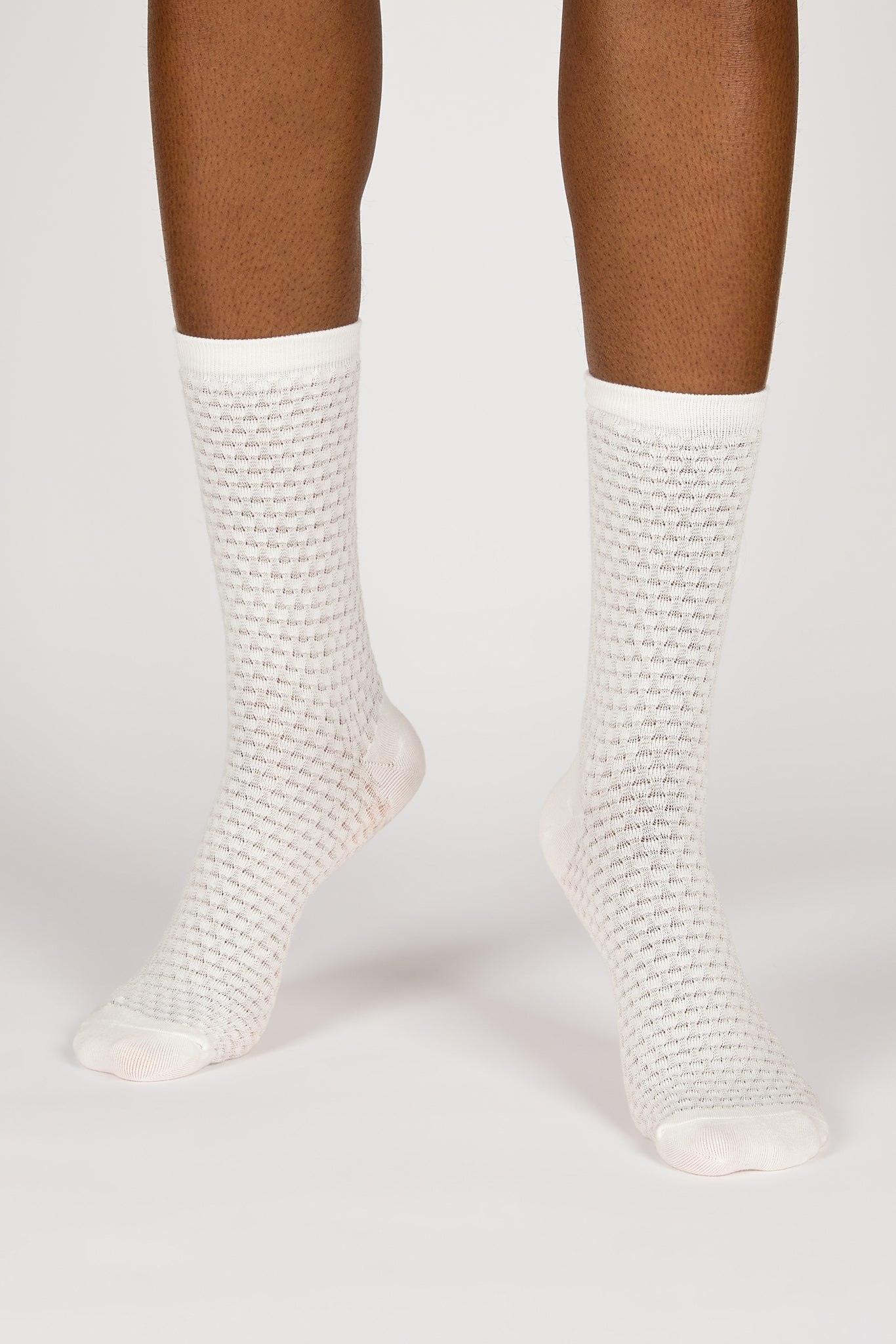 White two tone waffle socks_2