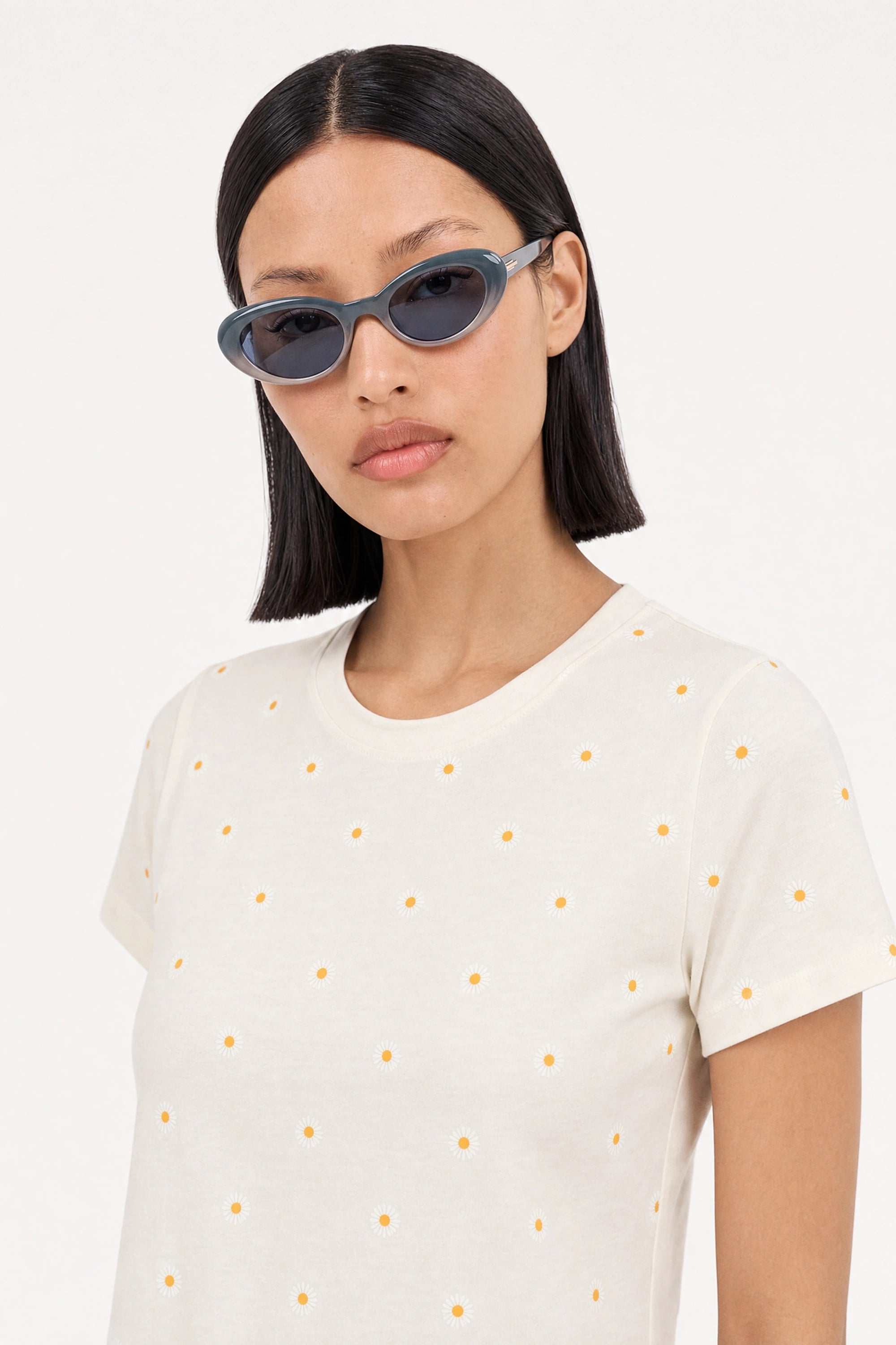 White daisy print t-shirt_5