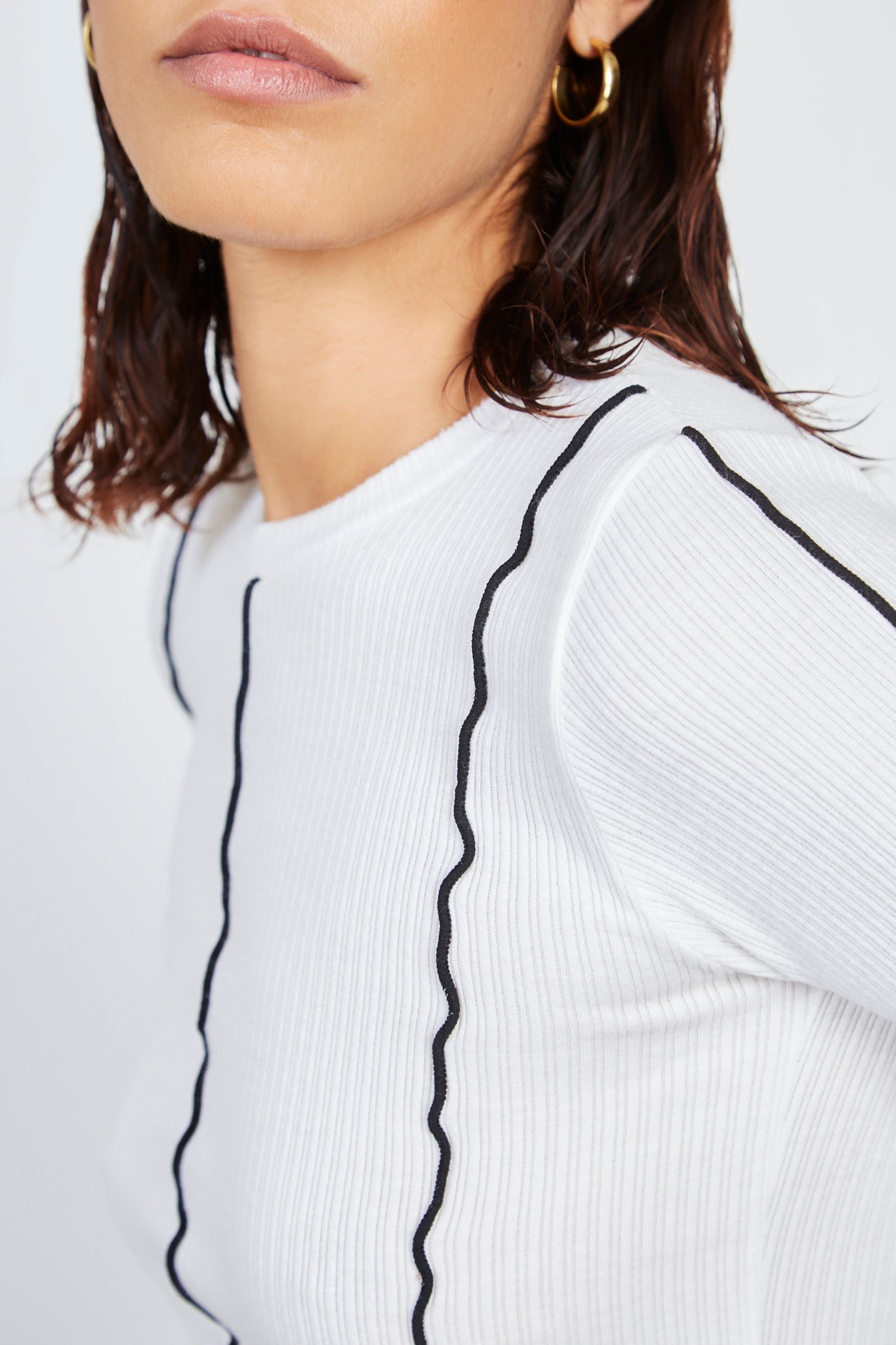 White and black trim top_4