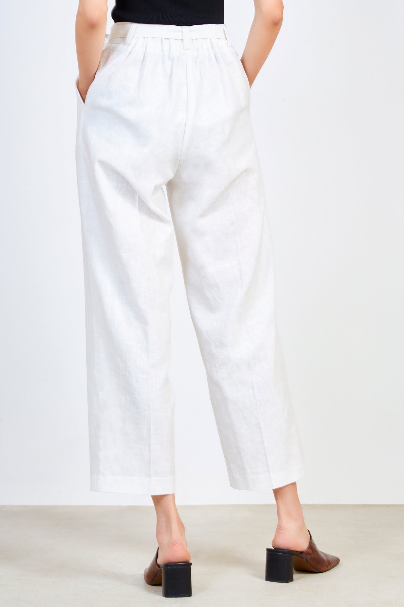 White linen tie waist trousers_2