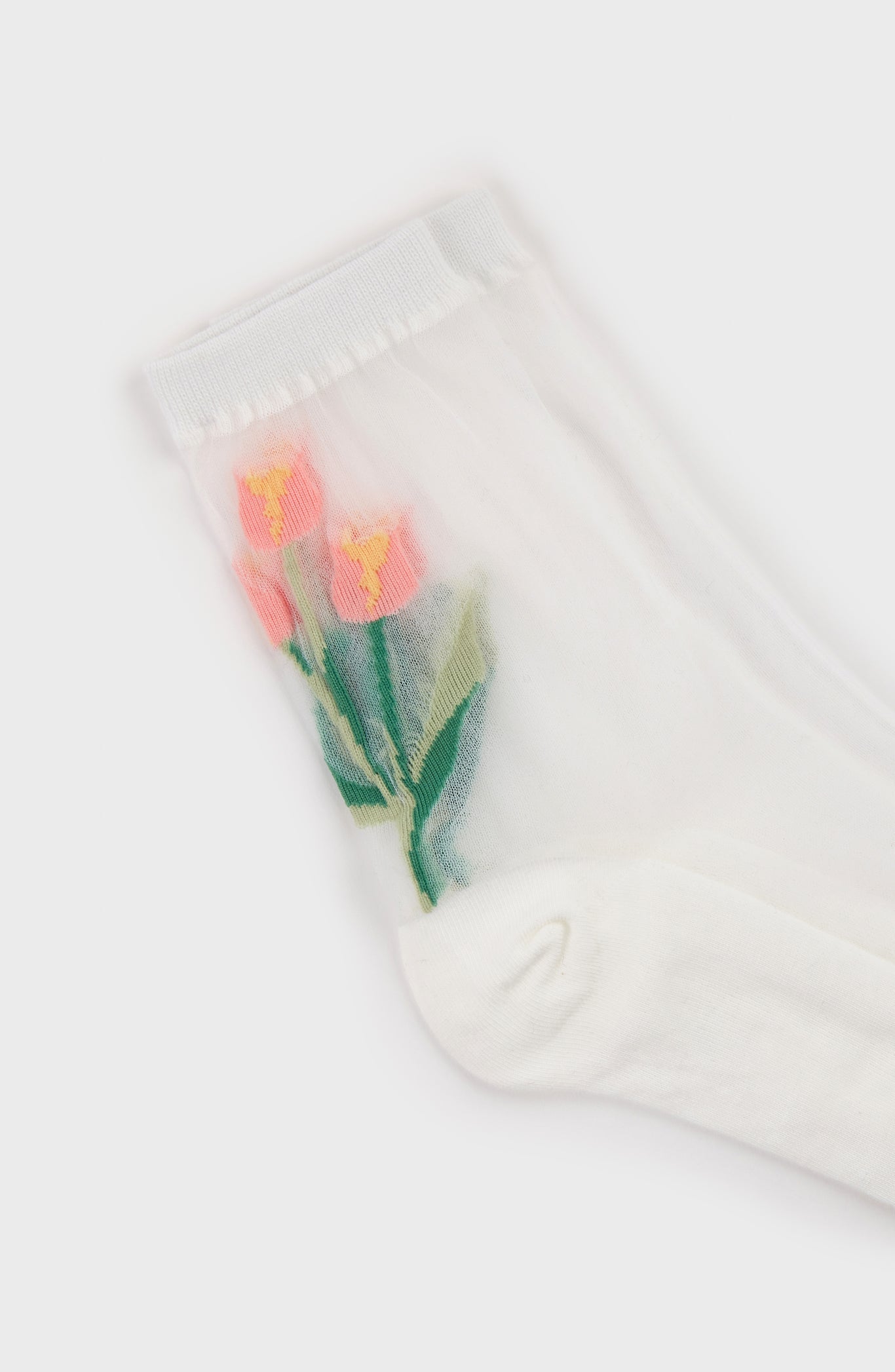 White sheer tulip socks_3