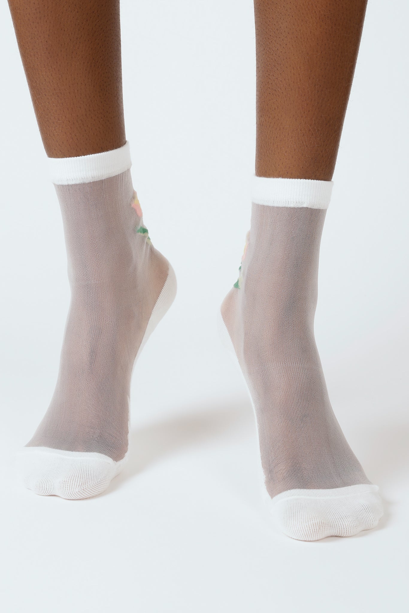 White sheer tulip socks_4
