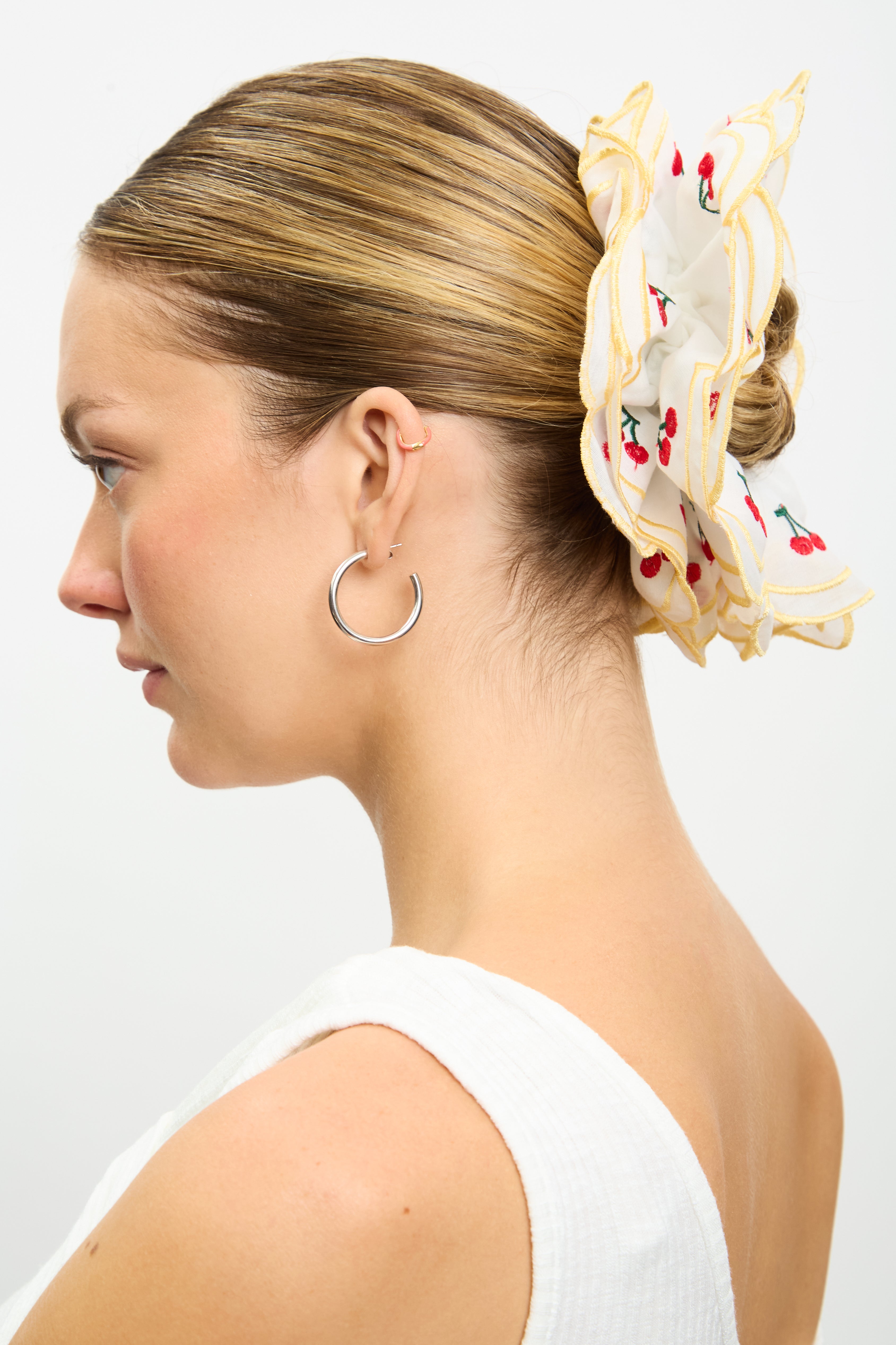 Yellow scalloped edge embroidered cherry scrunchie_4