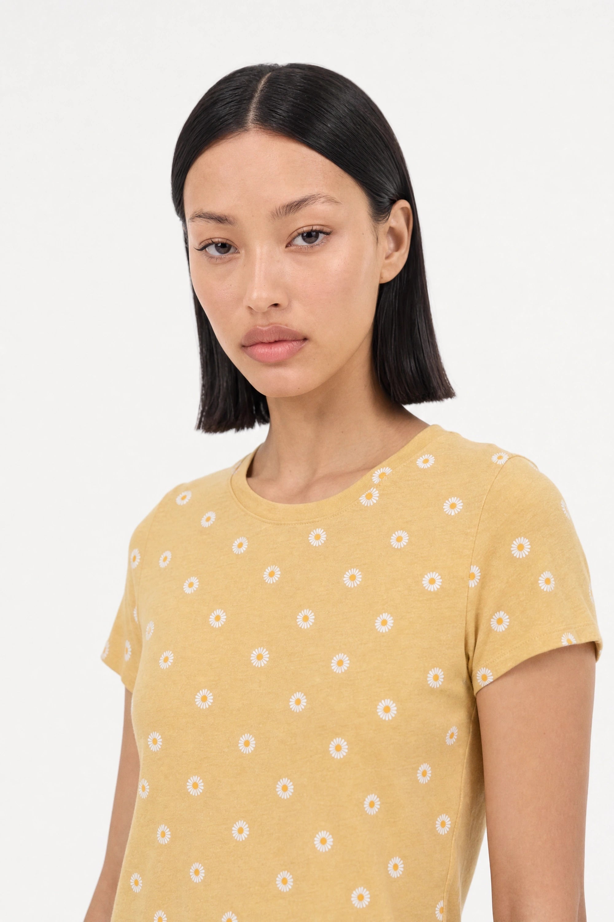 Yellow daisy print t-shirt_5