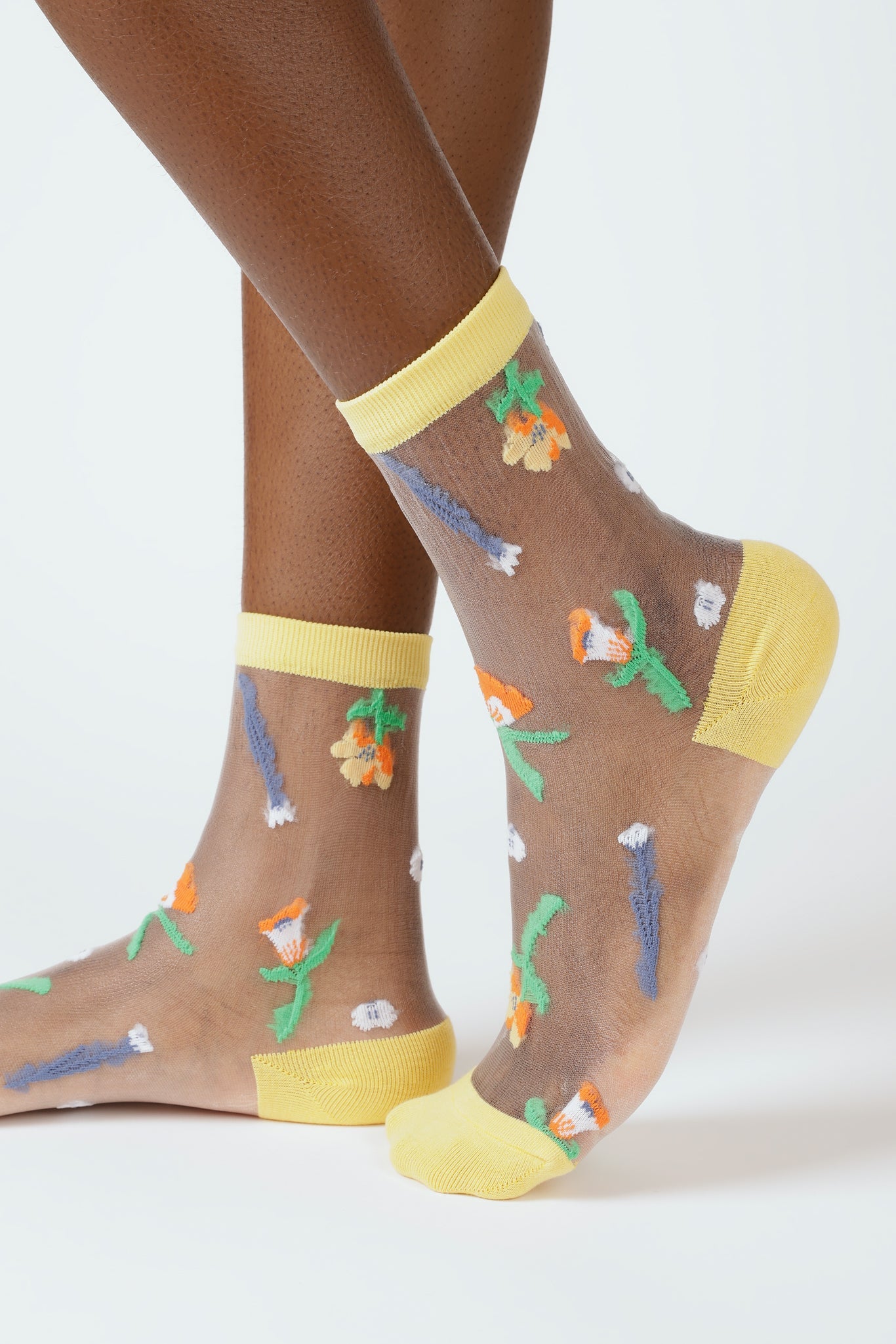 Yellow sheer sprouting garden socks_1