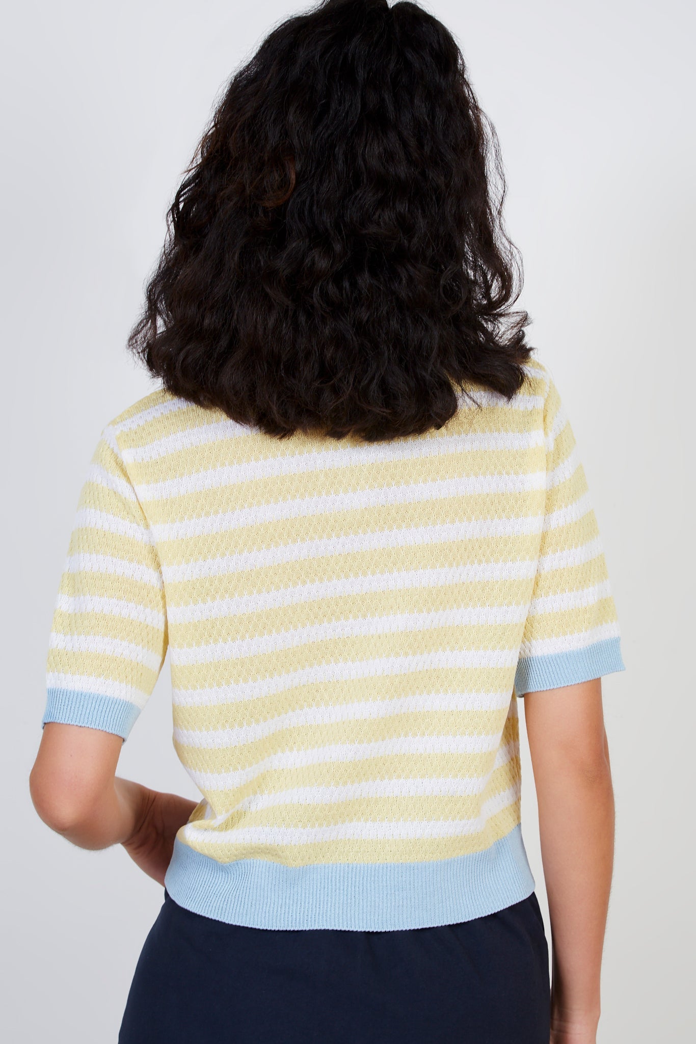 Yellow striped light blue collar knit tee_2