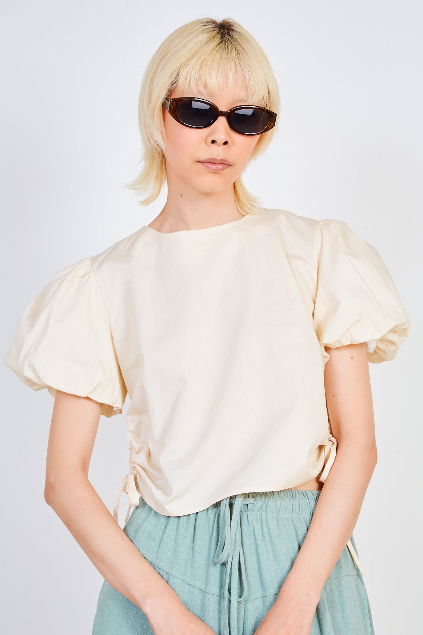 Beige puff sleeve side tie top_1