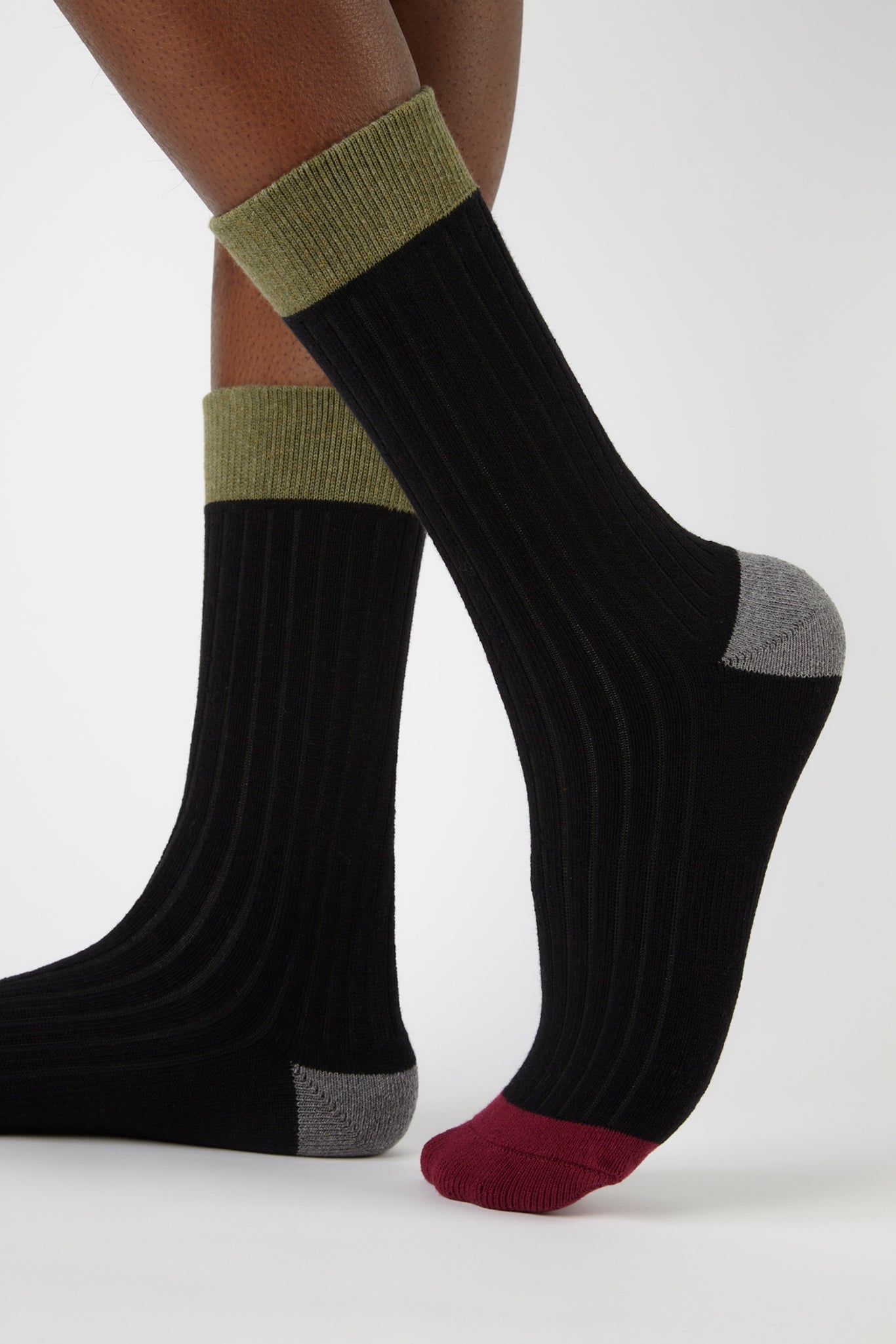 Black tricolour ribbed socks_3