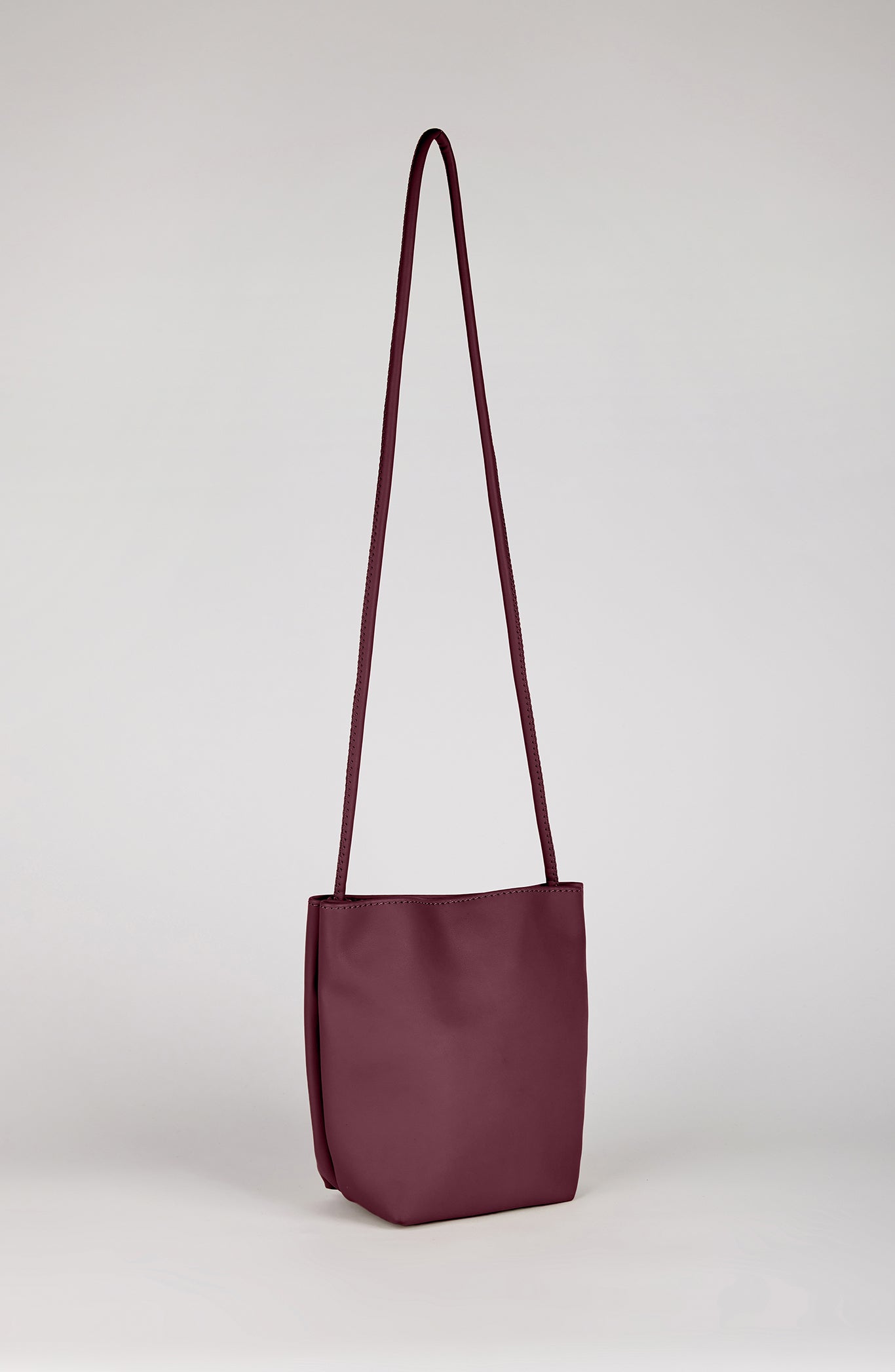 Burgundy vegan leather small cross body bag_2