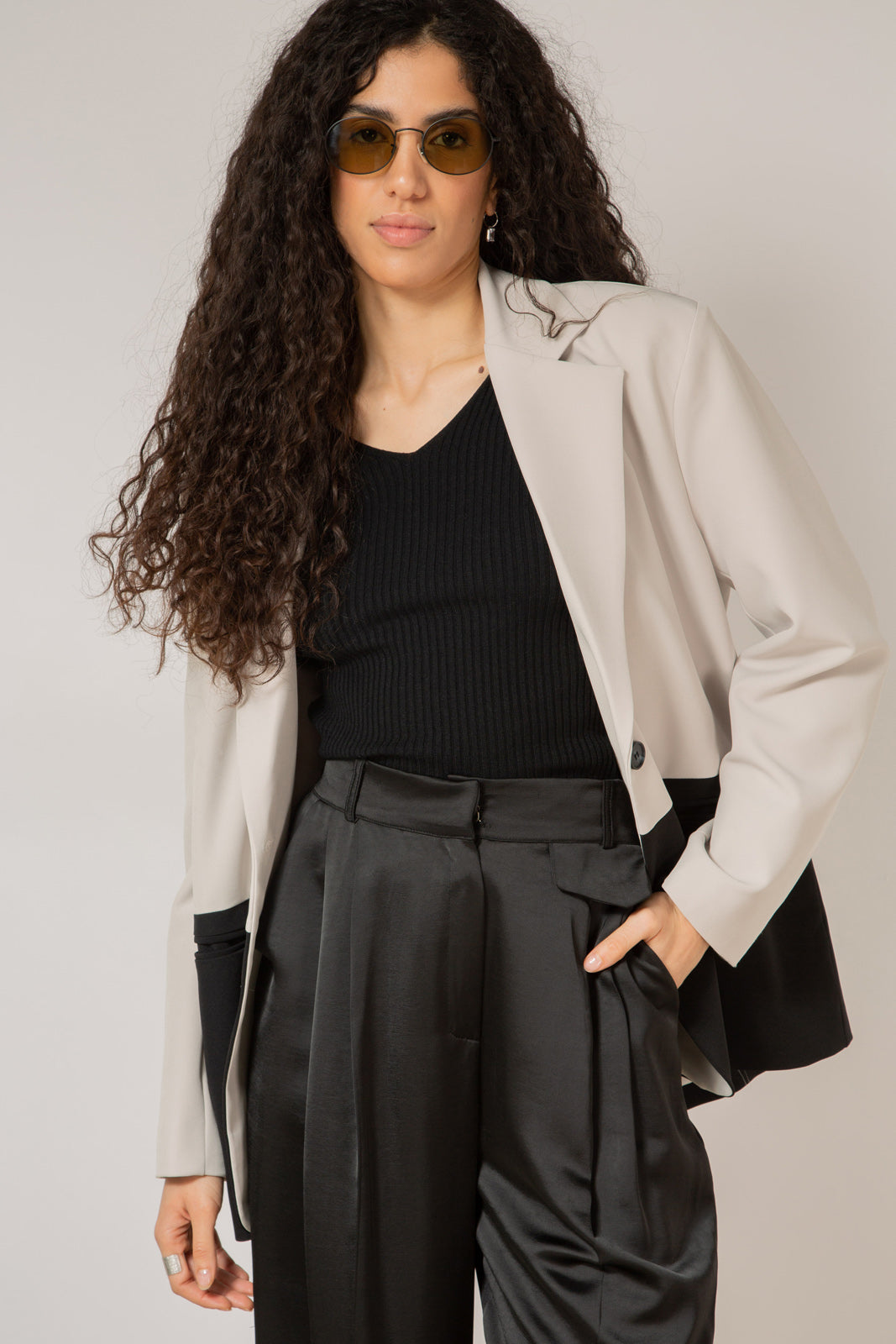 Ivory and black colour block blazer_6