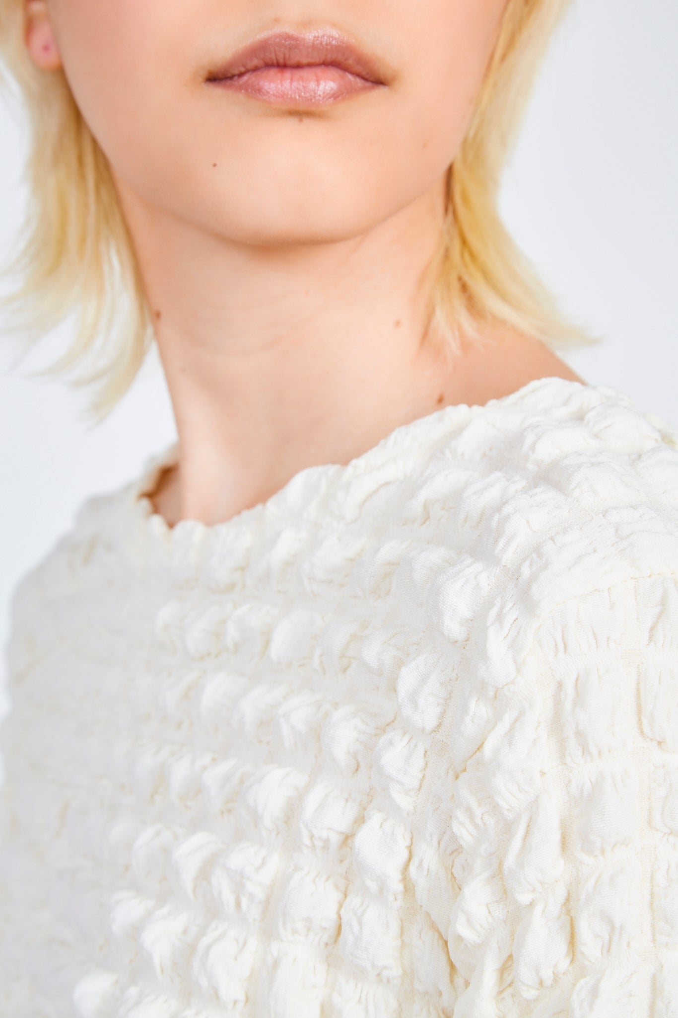 Ivory textured puff long sleeve top_4