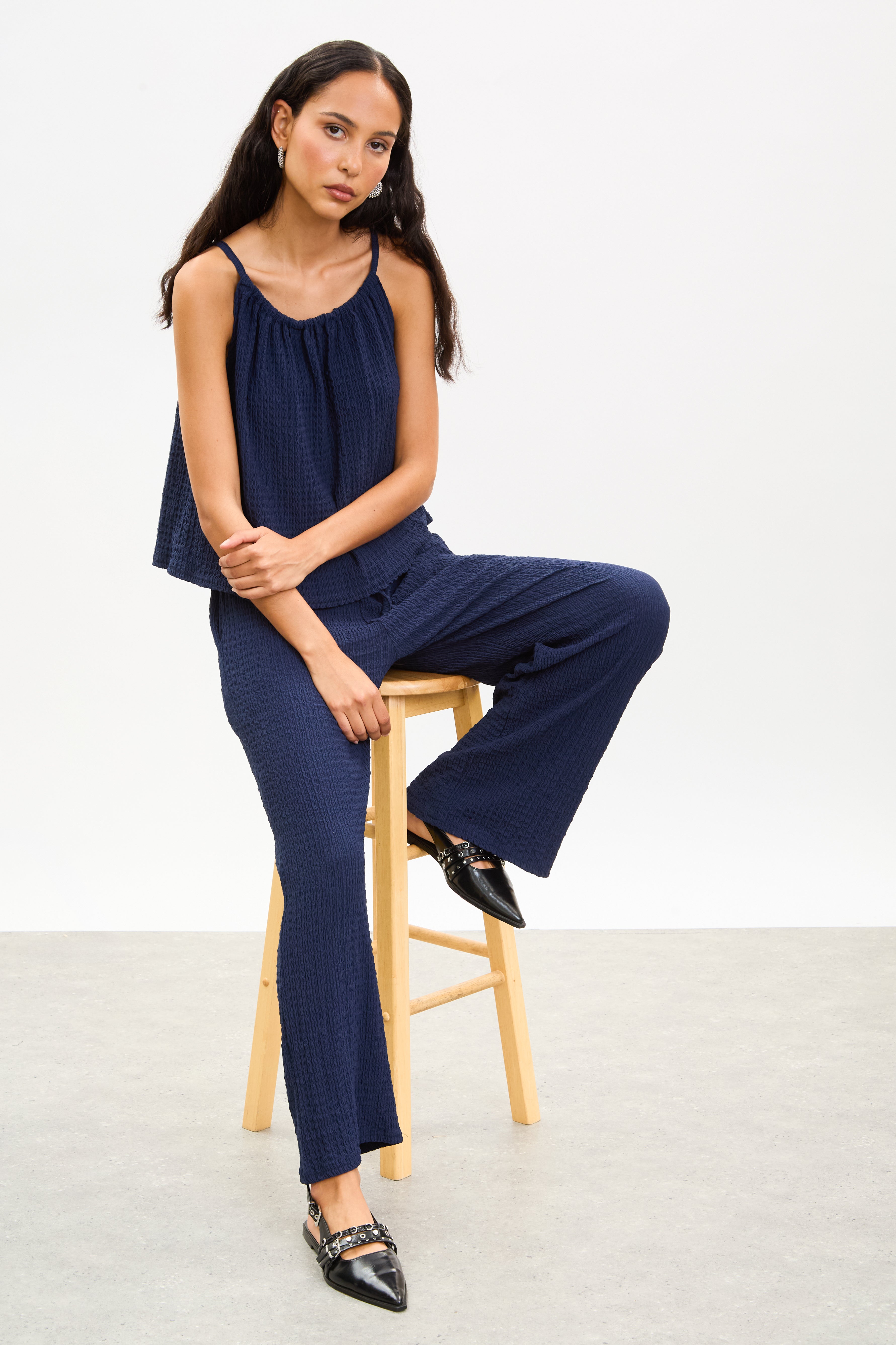 Navy blue textured trousers_5