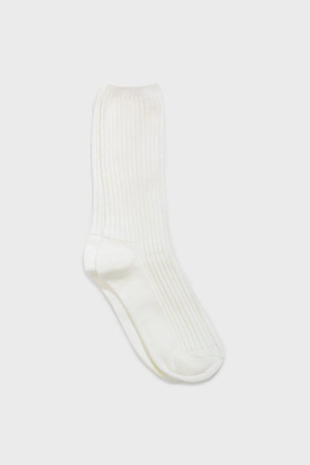Ivory long ribbed socks_1