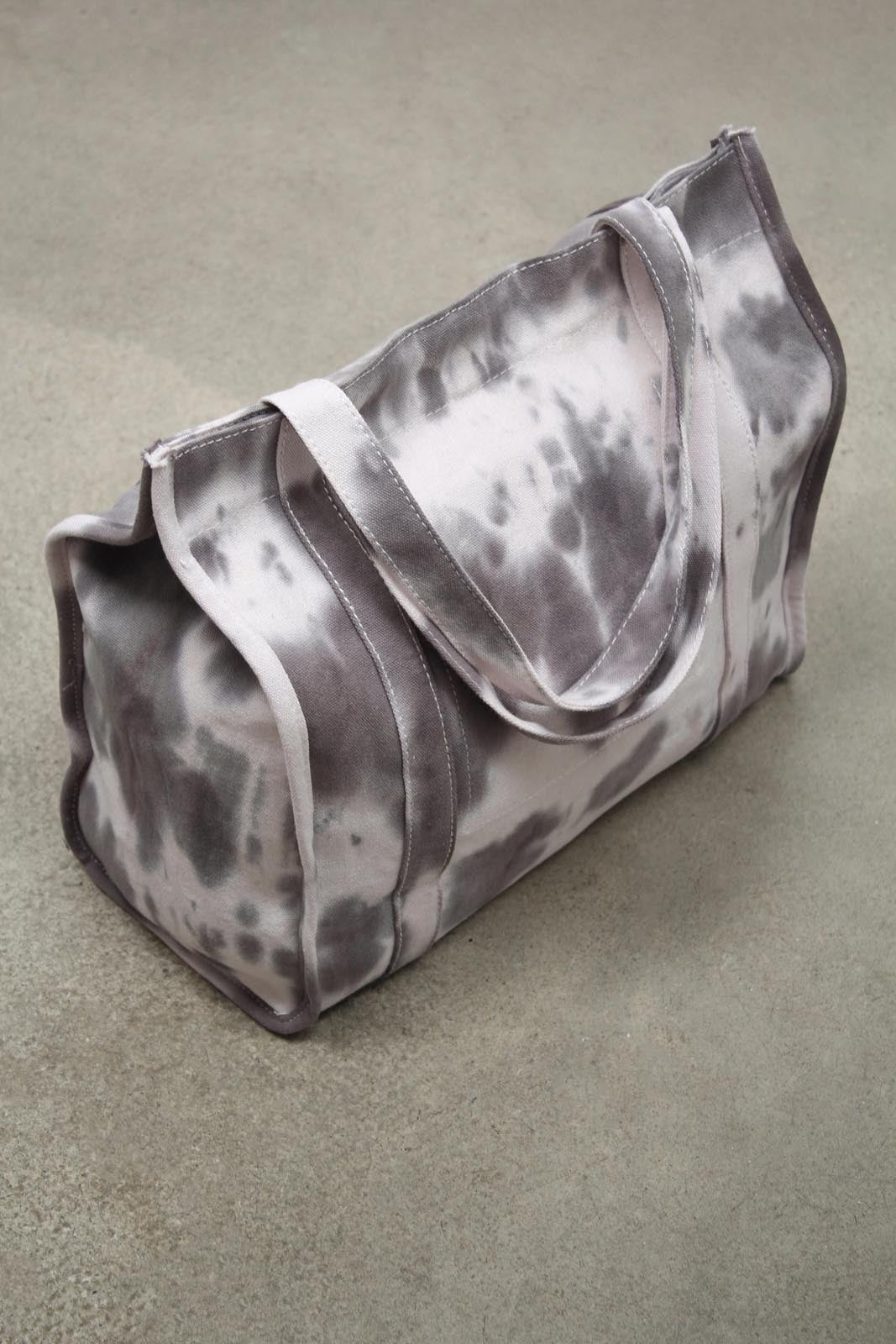Black tie dye raw edge canvas tote bag_1