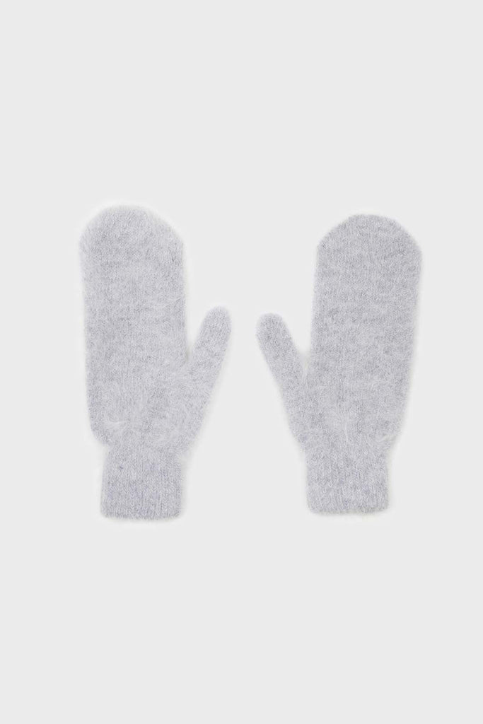 Pale grey mohair mittens_1