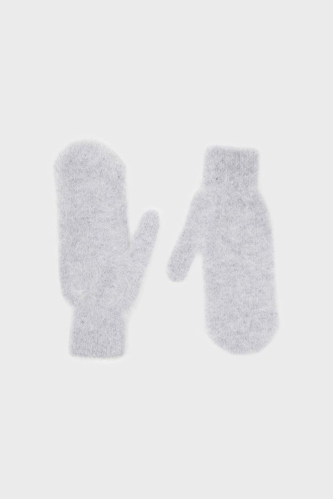 Pale grey mohair mittens_2