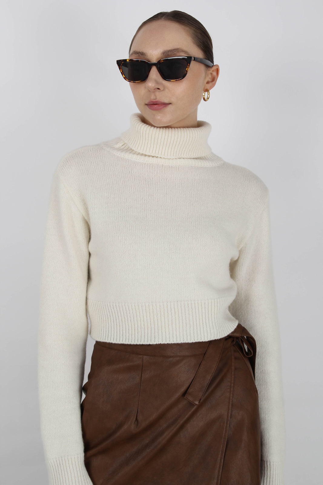 wool cropped turtleneck jumper