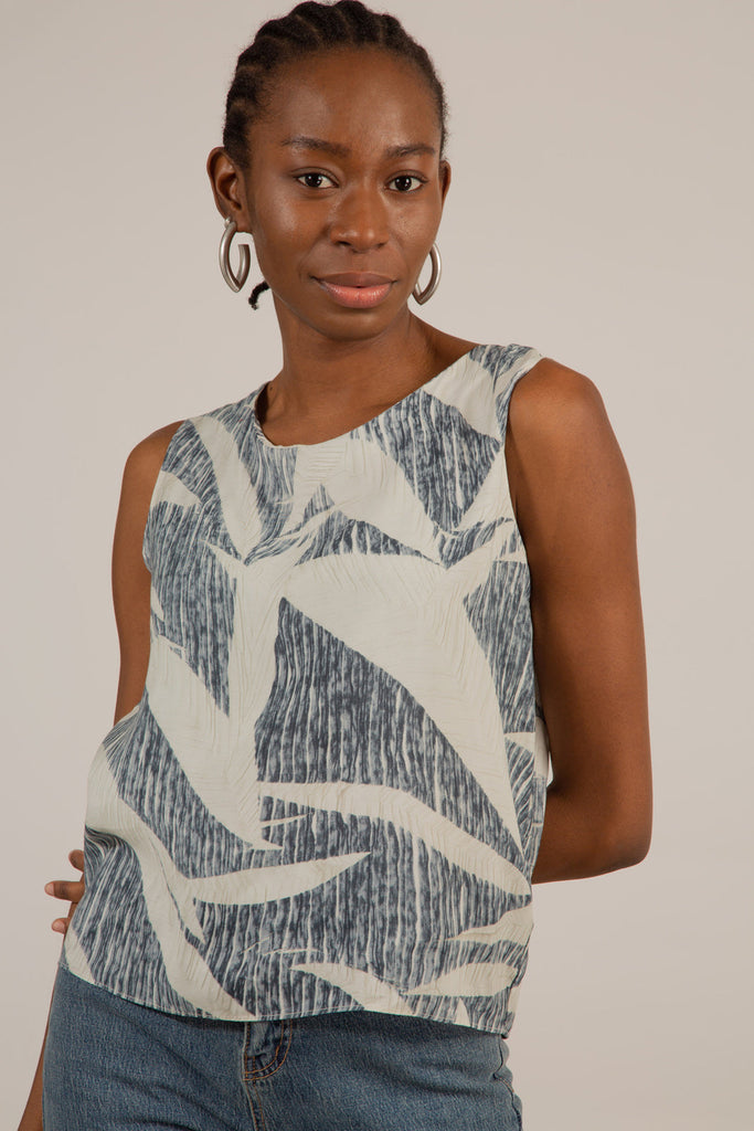 Ivory and black leaves print sleeveless top_5