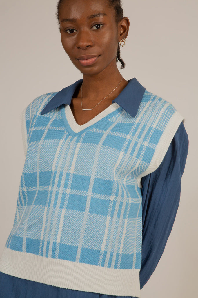 Pale blue and grey checked vest_1