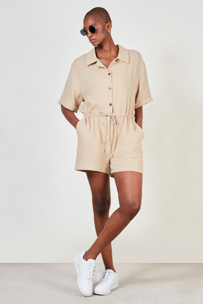 Beige relaxed collar drawstring romper_5