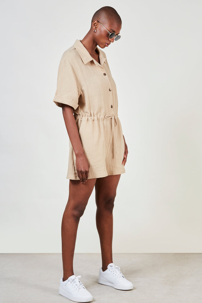 Beige relaxed collar drawstring romper_3
