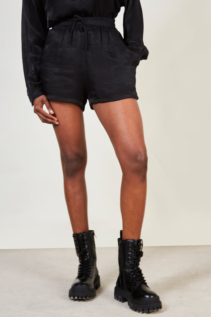 Black gauzy shorts_4