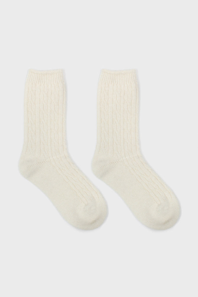 Ivory wool blend cableknit socks_3