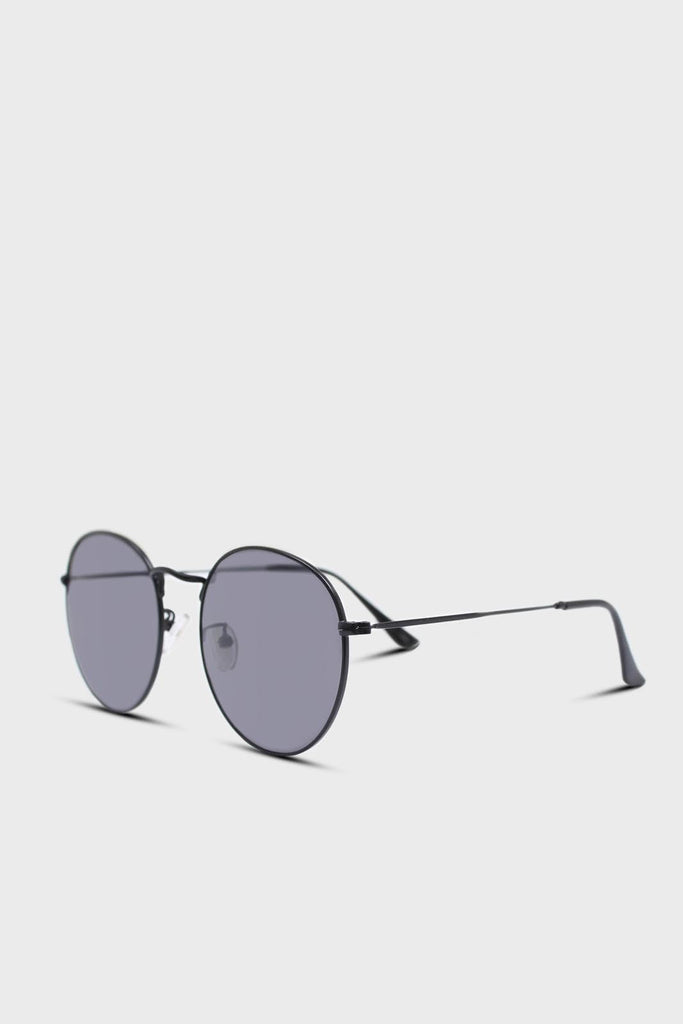 Black matte metal frame round sunglasses_3