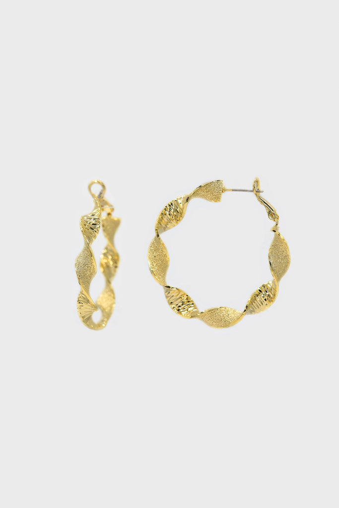 Gold rough smooth twisted hoop earrings_4
