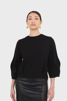 Black sharp seamed sleeve top_1