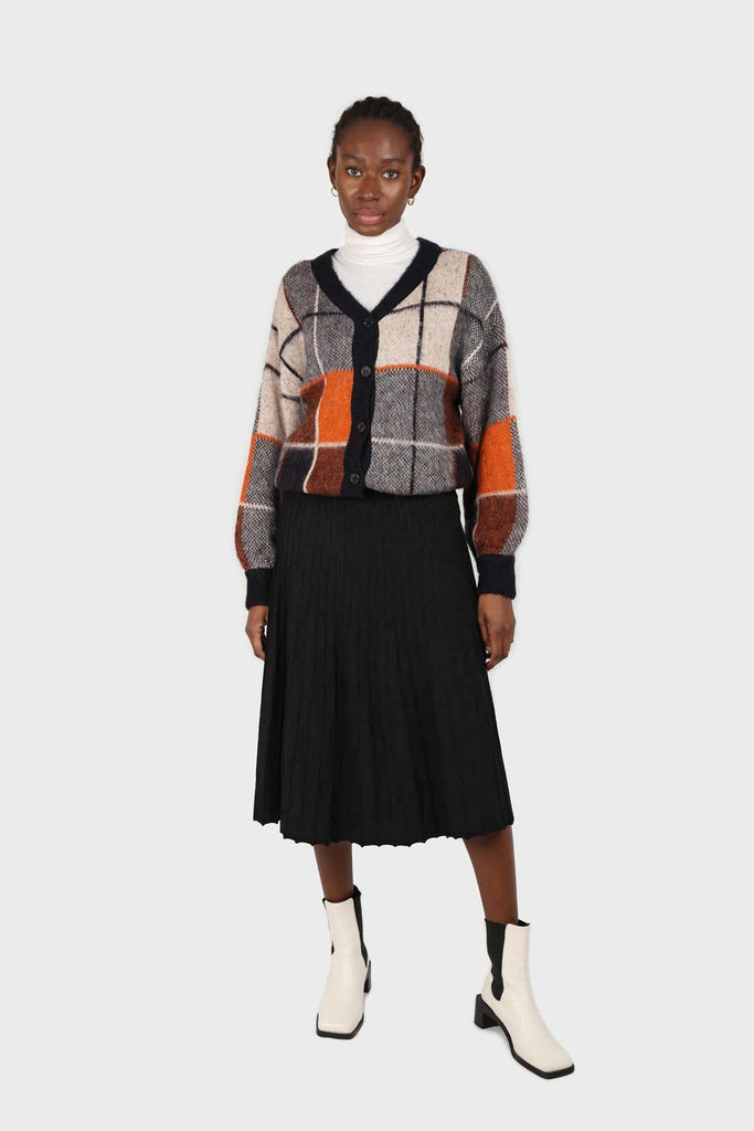 Black lined midi length flare knit skirt_2