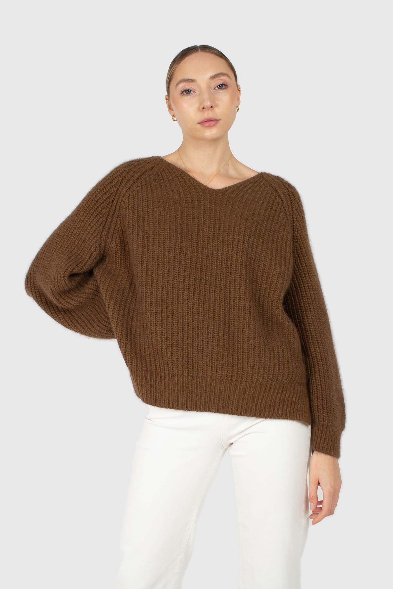Brown furry angora ribbed V-neck jumper_2