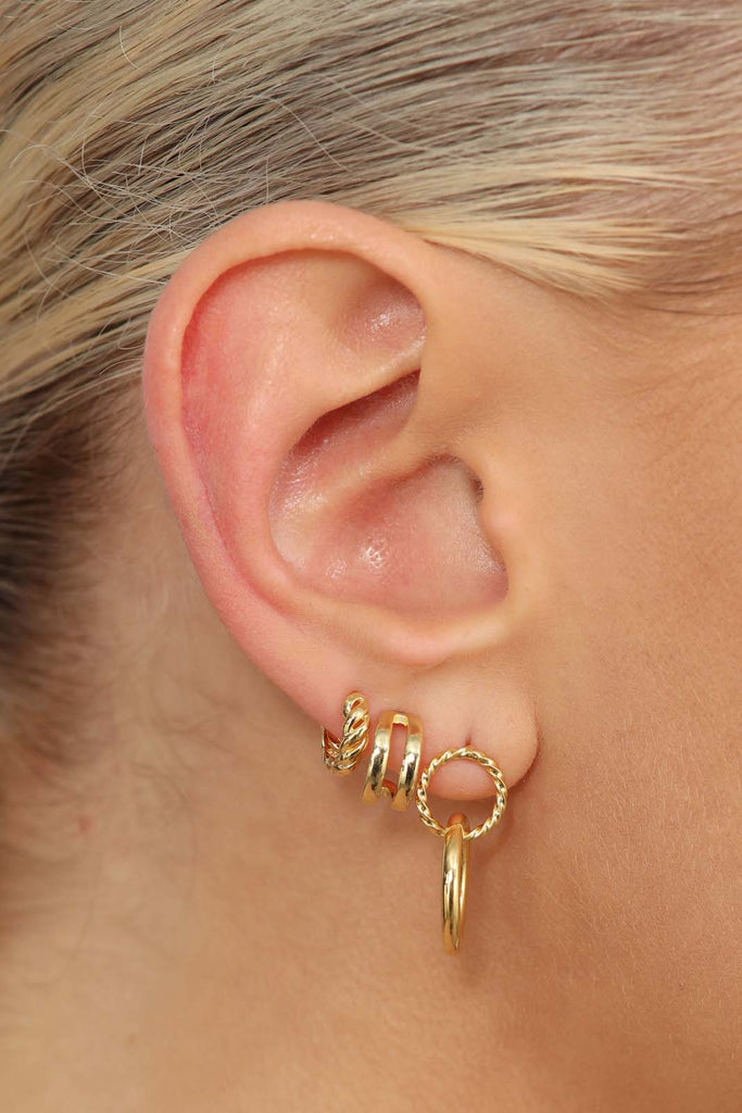 Gold small double lined hoop earrings_2
