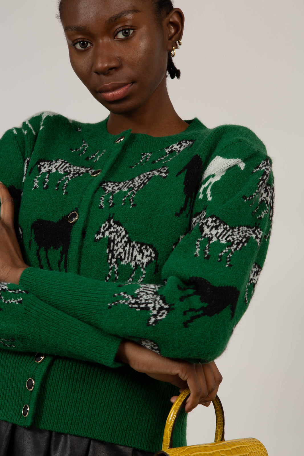 Green zebra intarsia puff sleeved cardigan_3