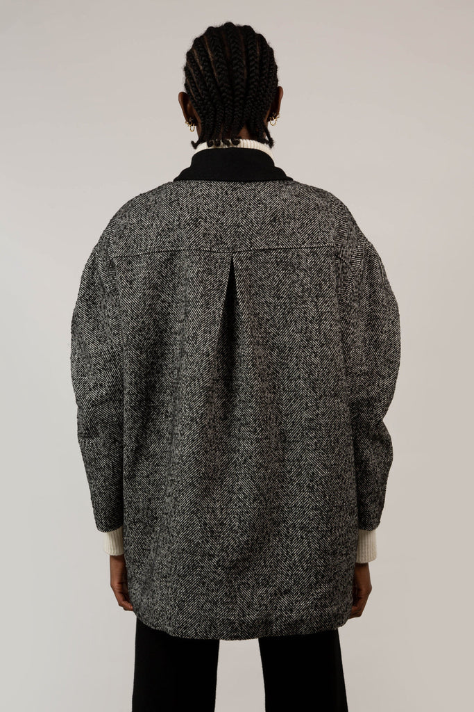 Black herringbone wool blend short coat_6