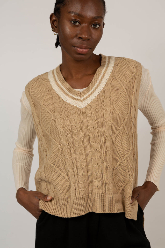 Beige and ivory varsity trim sweater vest_5