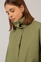 Pale khaki teddy lined cinch back parka_6