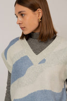 Pale blue and grey intarsia zebra sweater vest_7