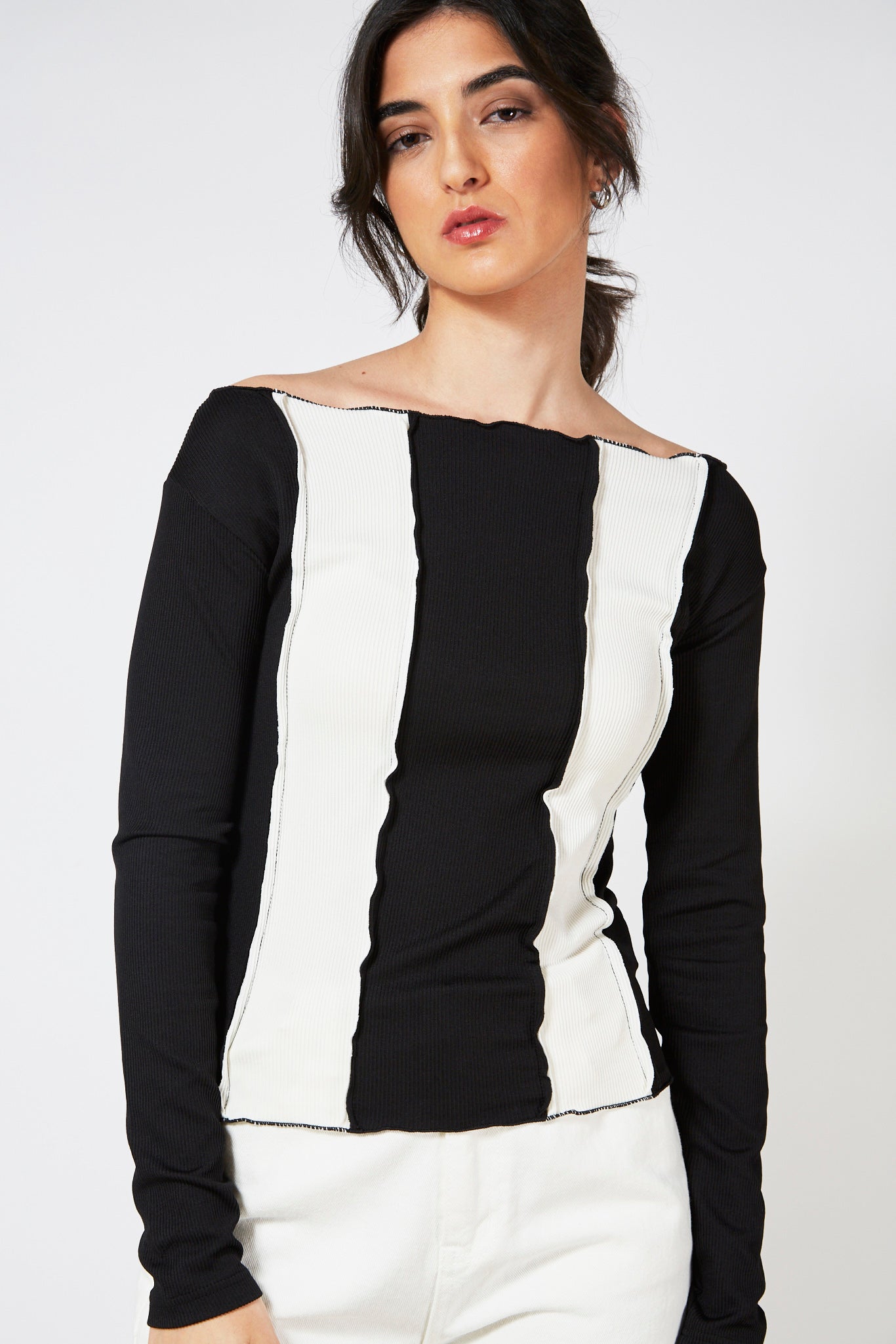 Black and ivory thick vertical stripe top_2