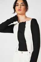 Black and ivory thick vertical stripe top_7