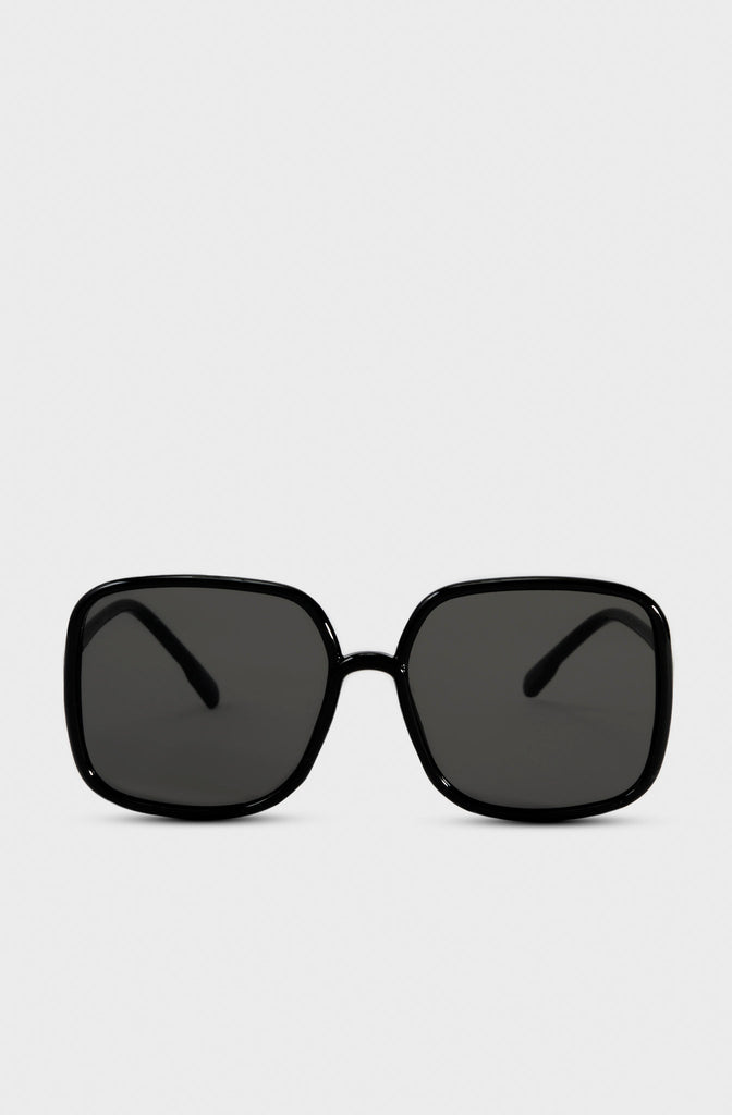 Black square frame sunglasses_2