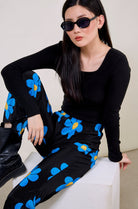 Bright blue daisy print trousers_3