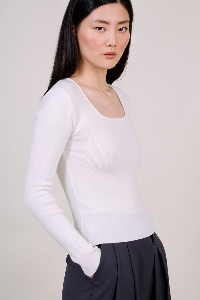 Ivory square neck knit top_3