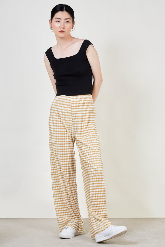 Yellow gingham side slit trousers_3