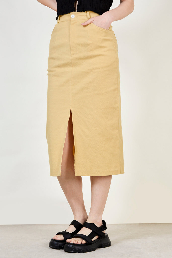 Yellow slit front tailored skirt_1