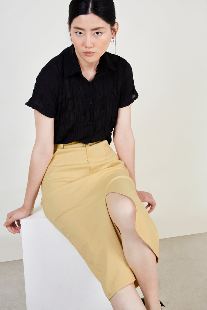 Yellow slit front tailored skirt_2
