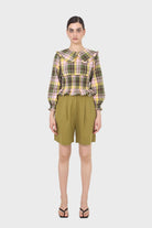 Olive tucked wide fit linen shorts_3