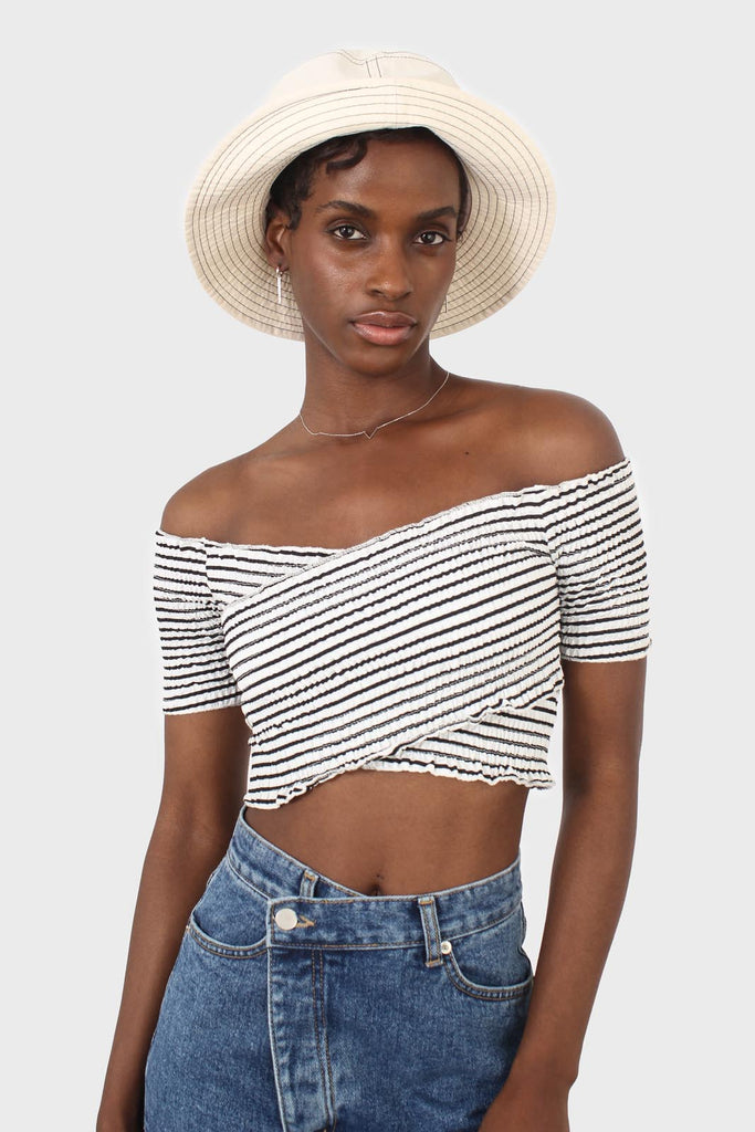 Black and white stripe ruched cropped off shoulder tee_1